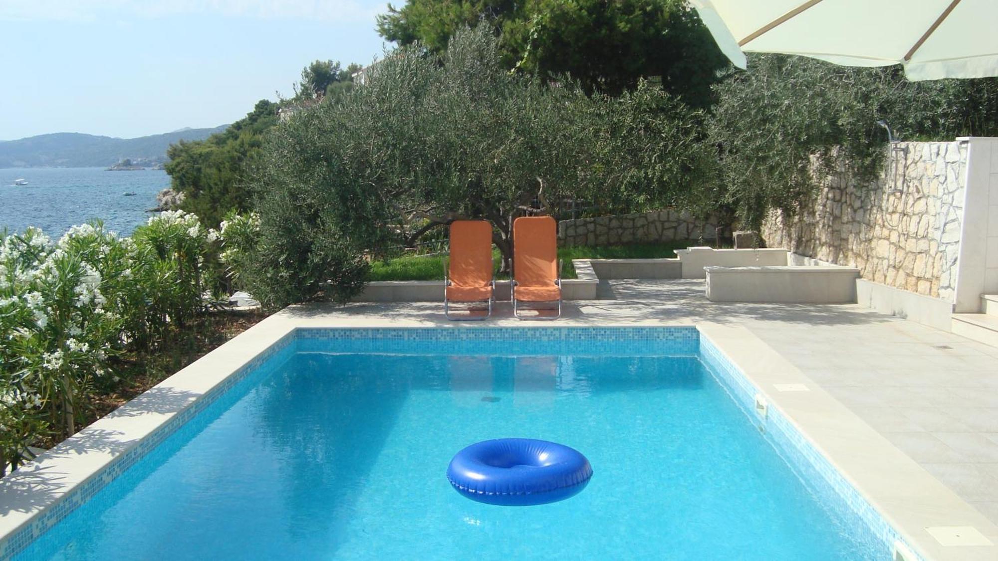 Apartments Niana With Heated Seawater Swimingpool Donji Okrug  Екстер'єр фото