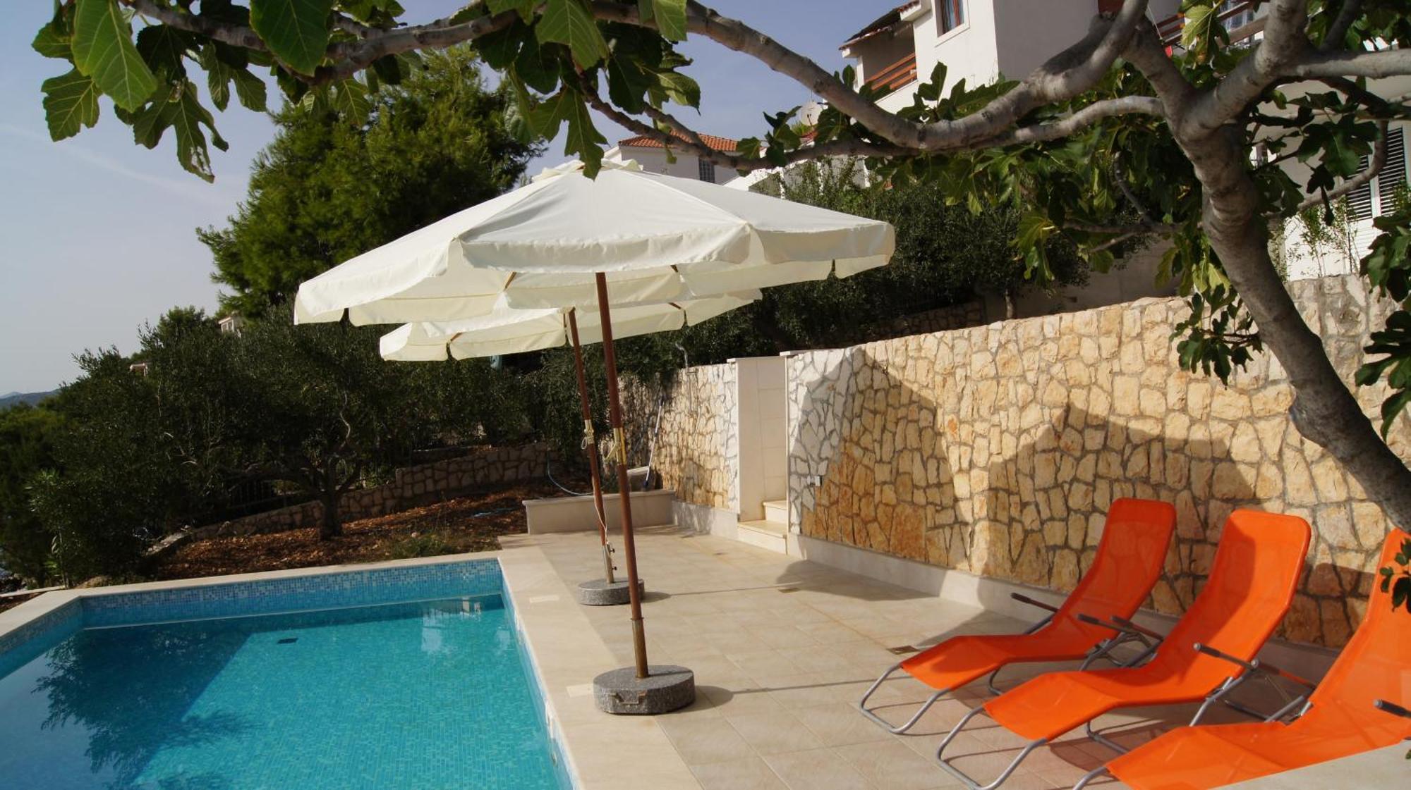 Apartments Niana With Heated Seawater Swimingpool Donji Okrug  Екстер'єр фото