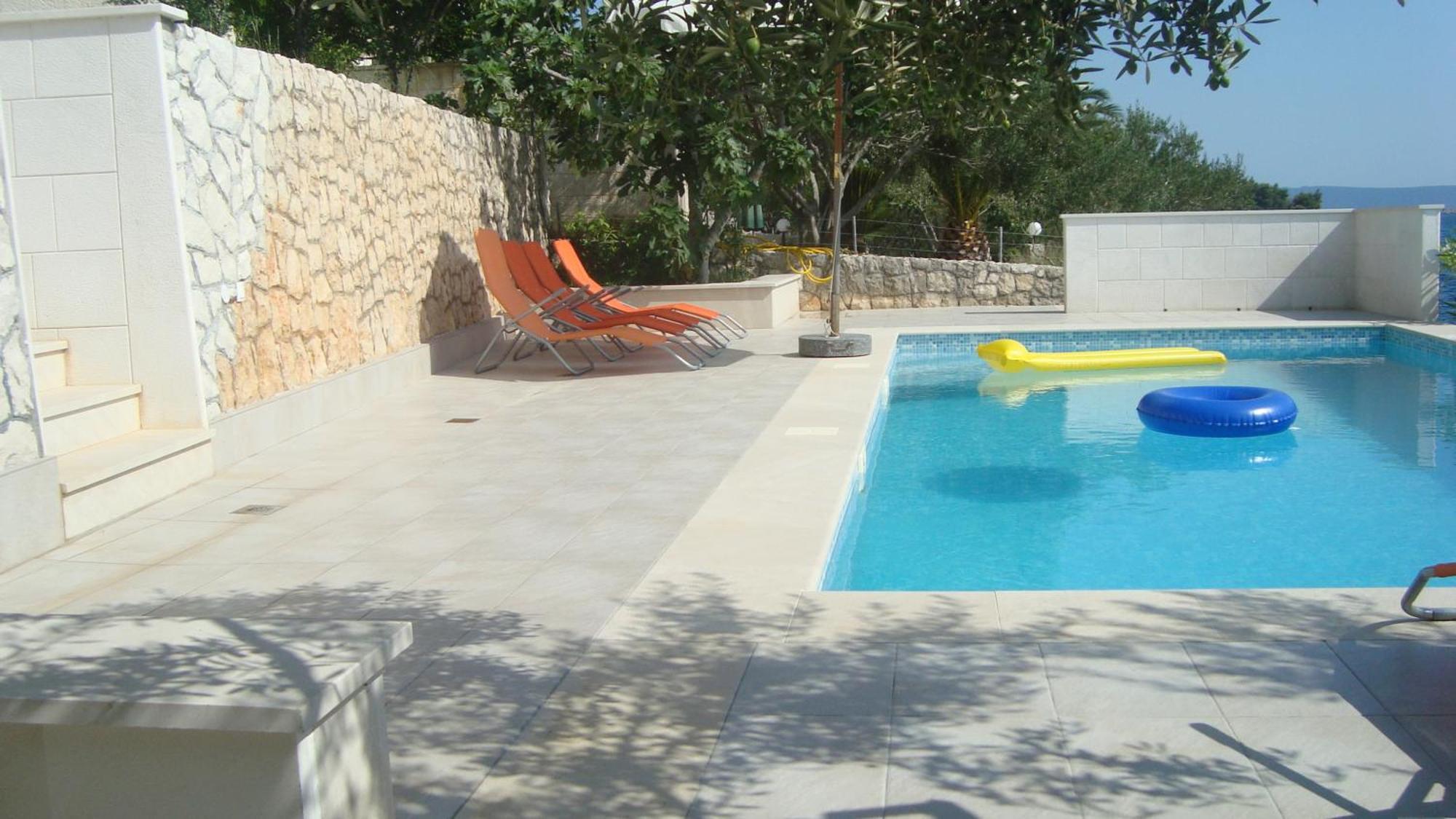 Apartments Niana With Heated Seawater Swimingpool Donji Okrug  Екстер'єр фото